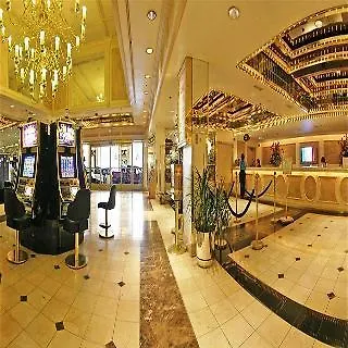 Four Queens Hotel And Casino Las Vegas Üdülőközpont